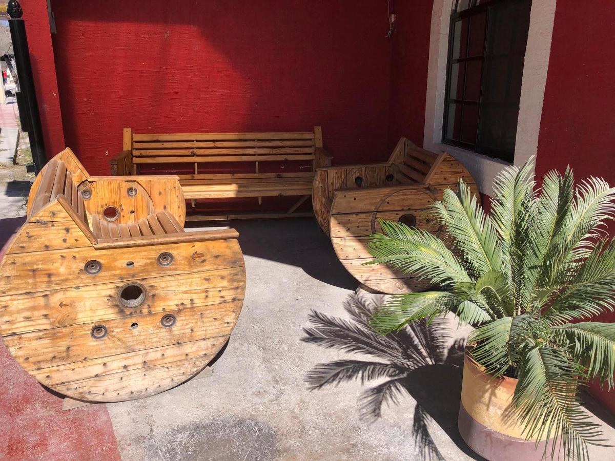 Oyo Hotel Cuatro Reales Galeana Exterior photo
